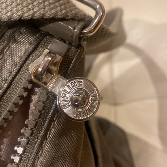 Kipling Crossbag - Picture 7 of 9